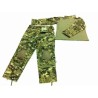 Uniforme CP combat con rodilleras estilo MILTICAM XL