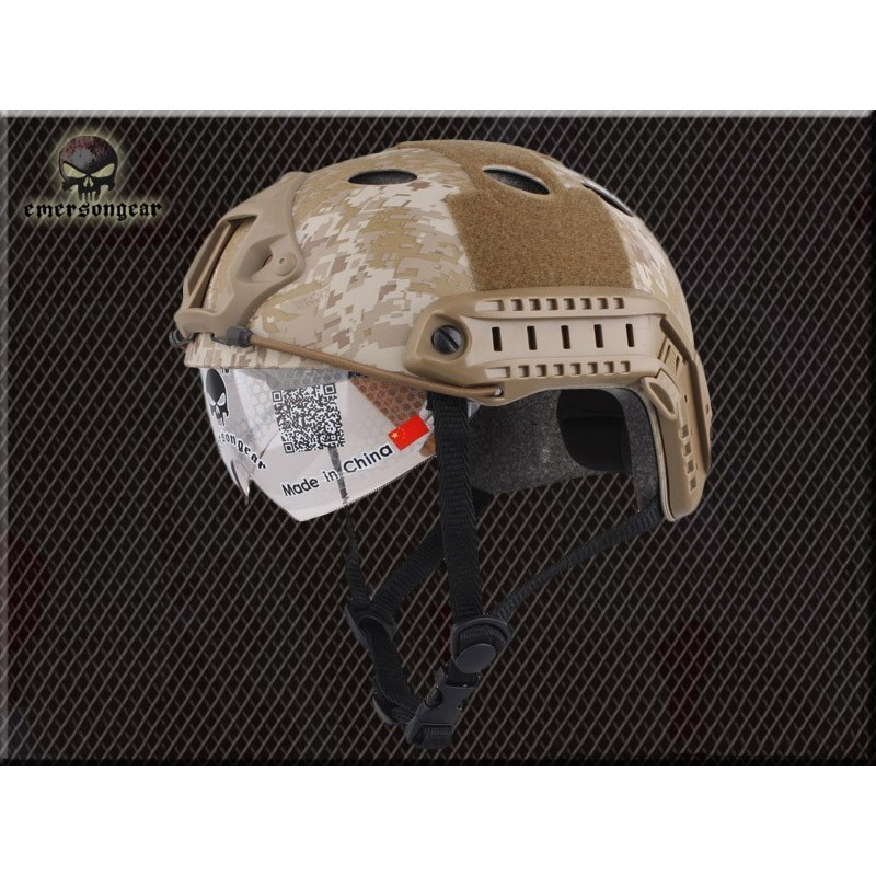 Casco Fast MH con Pantalla Deser Digital Emerson