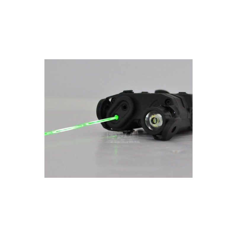 FMA  AN/PEQ-15 laser verde con linterna BK