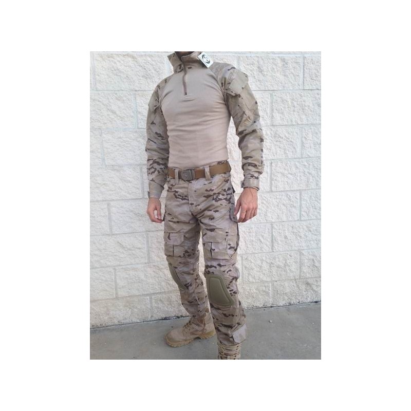 Uniforme COMBAT DELUXE  completo estilo ARIDO ESPAÑOL Pixelado