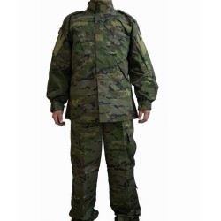 uniforme boscoso pixelado español mas chambergo
